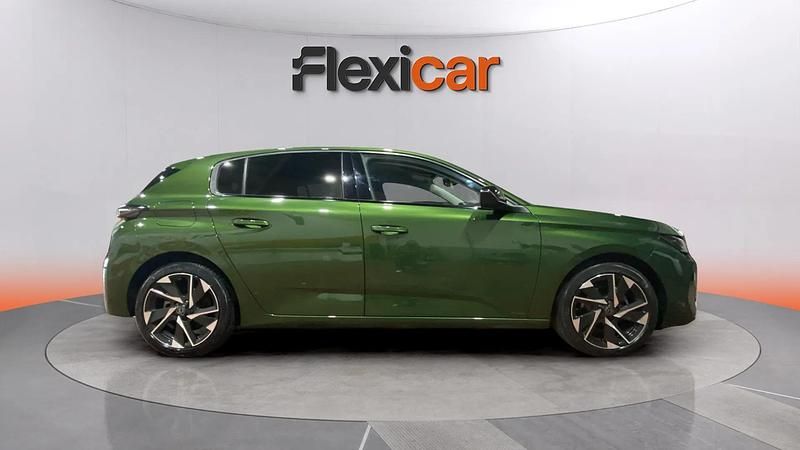 Usado Peugeot 308 SW Allure 131 CV (96 kW) 2022 Verde Familiar