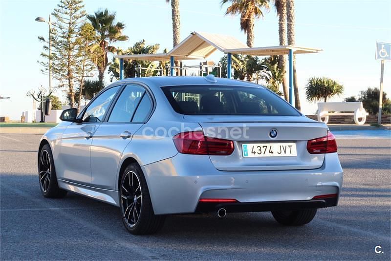 Usado BMW 318 150 CV (110 kW) 2016 Gris / plata Berlina