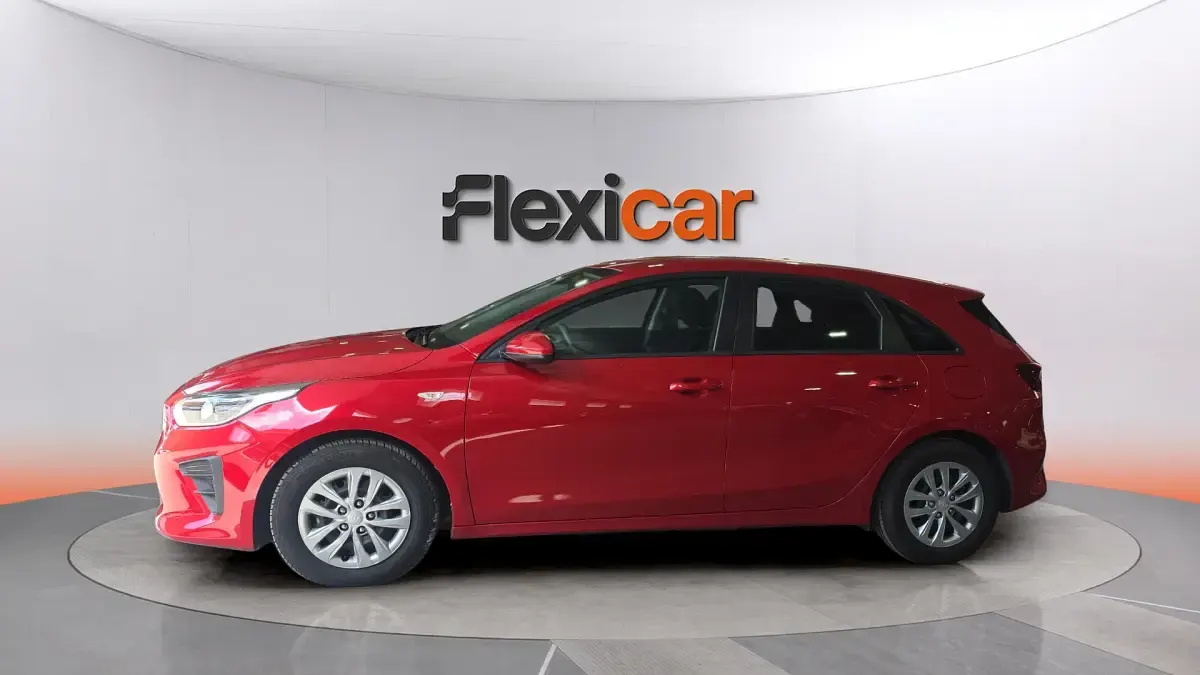 Usado Kia Ceed 115 CV (84 kW) 2020 Rojo Utilitario