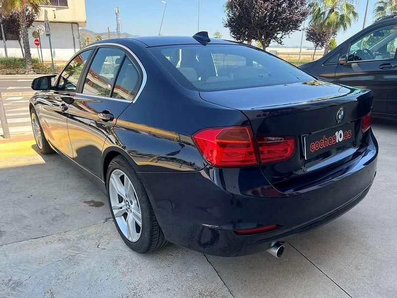 Usado BMW 320 184 CV (135 kW) 2015 Azul Berlina