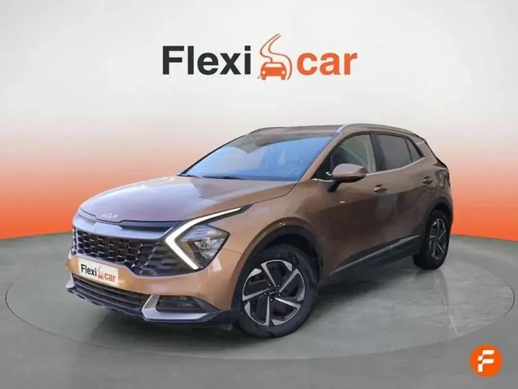 Usado Kia Sportage 179 CV (131 kW) 2022 Beige SUV