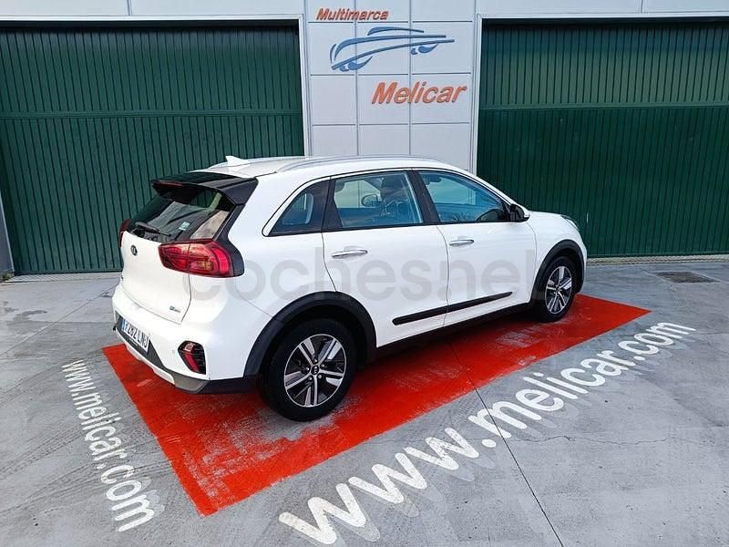Usado Kia Niro 141 CV (103 kW) 2021 Blanco SUV