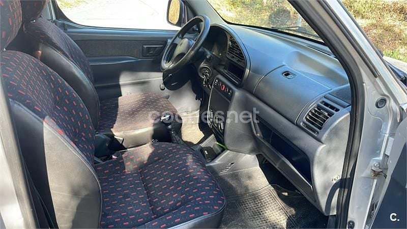 Usado Citroën Berlingo XTR 110 CV (80 kW) 2009 Gris / plata Monovolumen