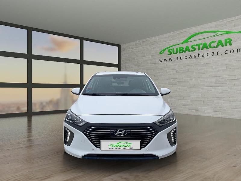 Usado Hyundai Ioniq Style 141 CV (103 kW) 2018 Blanco Utilitario