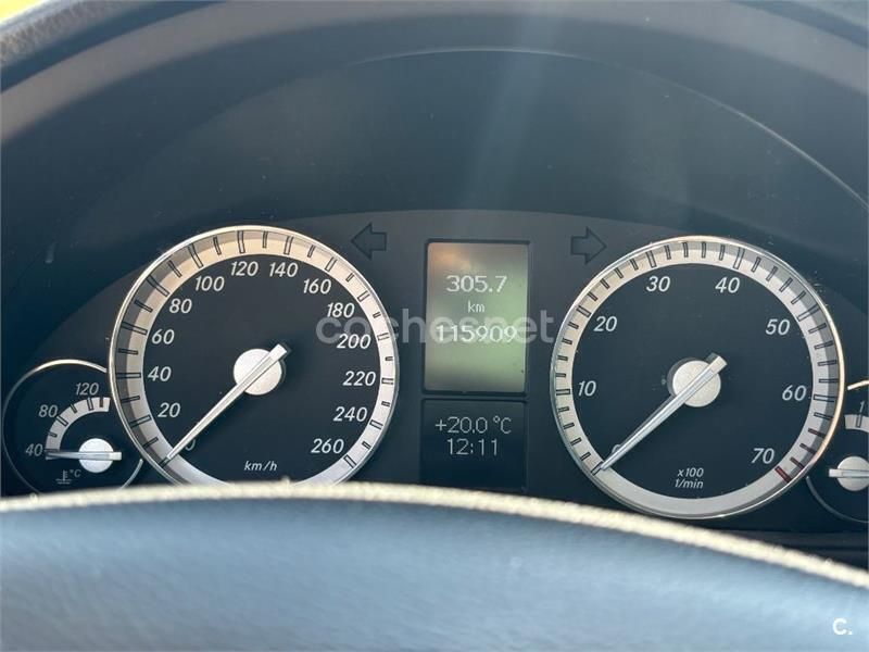 Gris / plata Usado 2008 Mercedes CLC180 Utilitario | 7500 € - Imagen 1/4