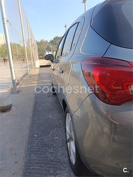 Usado Opel Corsa Selective 90 CV (66 kW) 2017 Gris / plata Utilitario