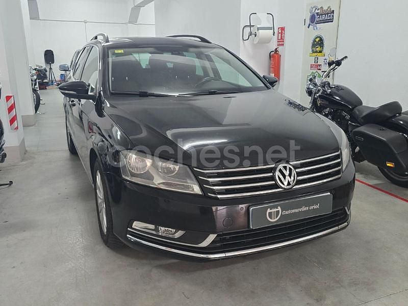 Negro Usado 2016 VW Passat Advance Familiar | 6990 € (Precio justo) - Imagen 1/4
