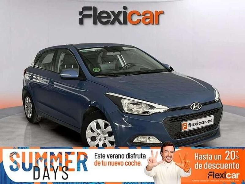 Azul Usado 2017 Hyundai i20 Utilitario | 10.290 € (Precio justo) - Imagen 1/4