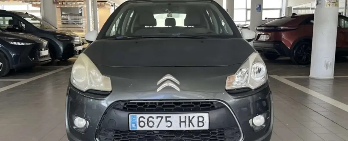 Usado Citroën C3 Tonic 68 CV (50 kW) 2012 Negro Utilitario