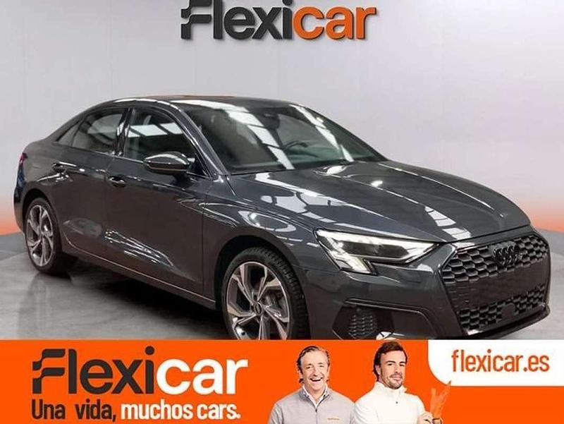 Usado Audi A3 Premium 110 CV (80 kW) 2023 Gris Berlina