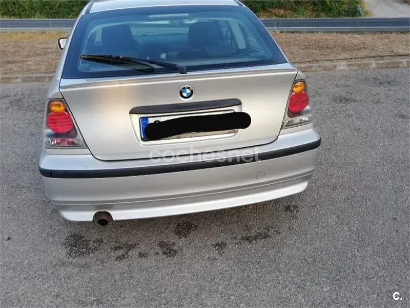 Usado BMW 316 105 CV (77 kW) 2001 Gris / plata Berlina
