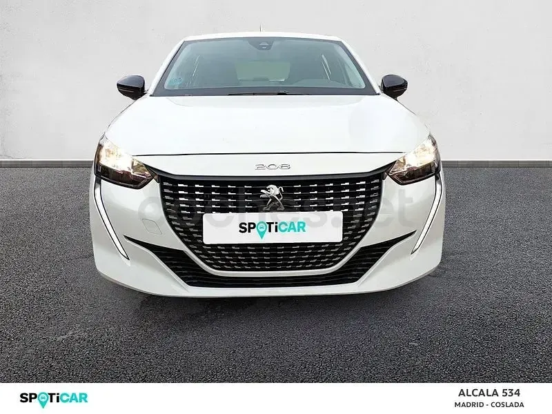 Usado Peugeot 208 Active 100 CV (73 kW) 2023 Blanco Utilitario