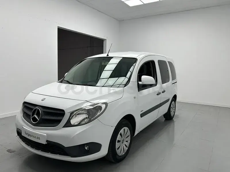Usado Mercedes Citan 109 90 CV (66 kW) 2016 Blanco Familiar
