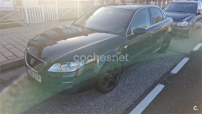 Usado Seat Exeo Style 170 CV (125 kW) 2010 Negro Berlina
