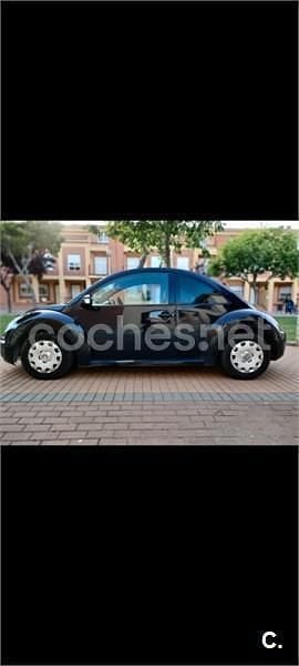 Usado VW New Beetle 105 CV (77 kW) 2007 Negro Utilitario