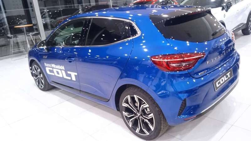 Usado Mitsubishi Colt 91 CV (66 kW) 2024 Azul Utilitario