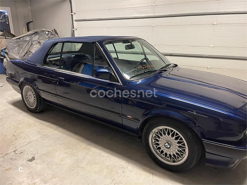 Usado BMW 318 Cabriolet Sport Line 115 CV (84 kW) 1993 Azul Descapotable