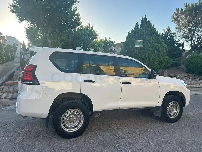 Usado Toyota Land Cruiser 204 CV (150 kW) 2020 Blanco SUV