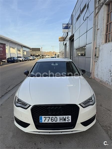 Usado Audi A3 Ambition 105 CV (77 kW) 2014 Blanco Berlina