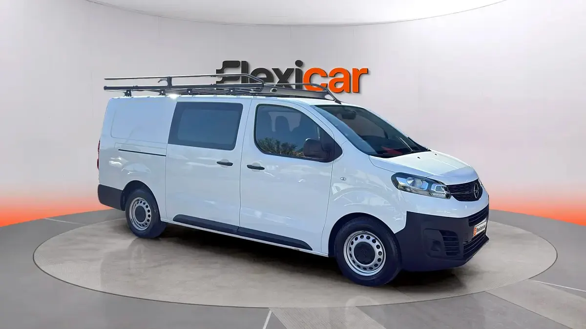 Usado Opel Vivaro-e Combi 145 CV (106 kW) 2022 Blanco Monovolumen