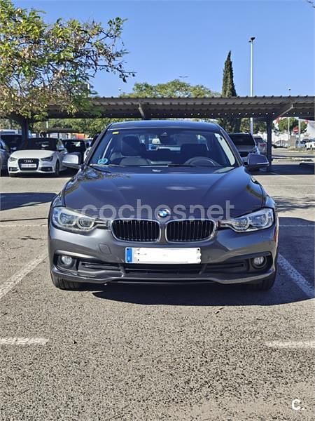 Gris / plata Usado 2016 BMW 318 Berlina | 11.900 € (Precio justo) - Imagen 1/4