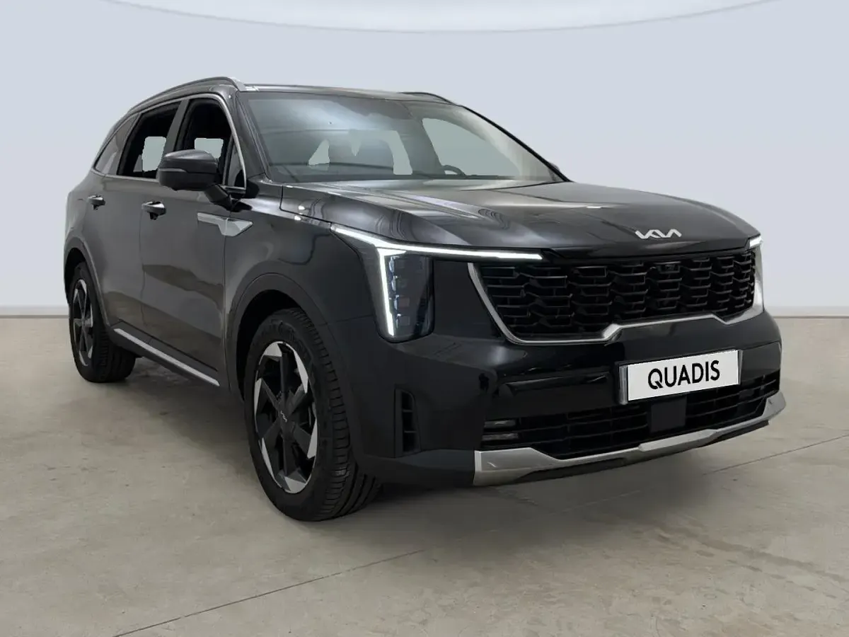 Usado Kia Sorento Premium 252 CV (185 kW) 2025 Negro SUV