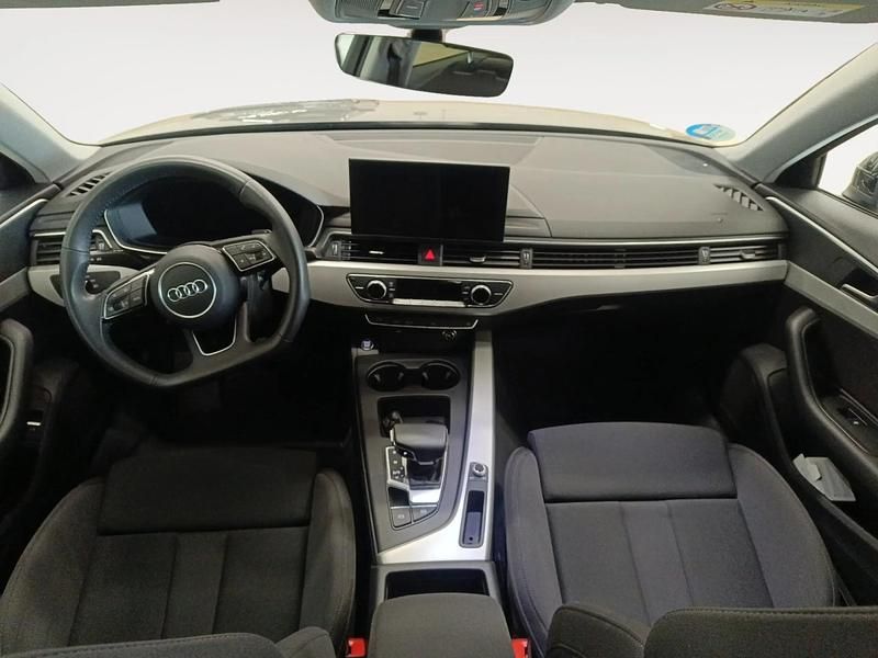 Usado Audi A4 S-Line 150 CV (110 kW) 2020 Gris/plata Berlina