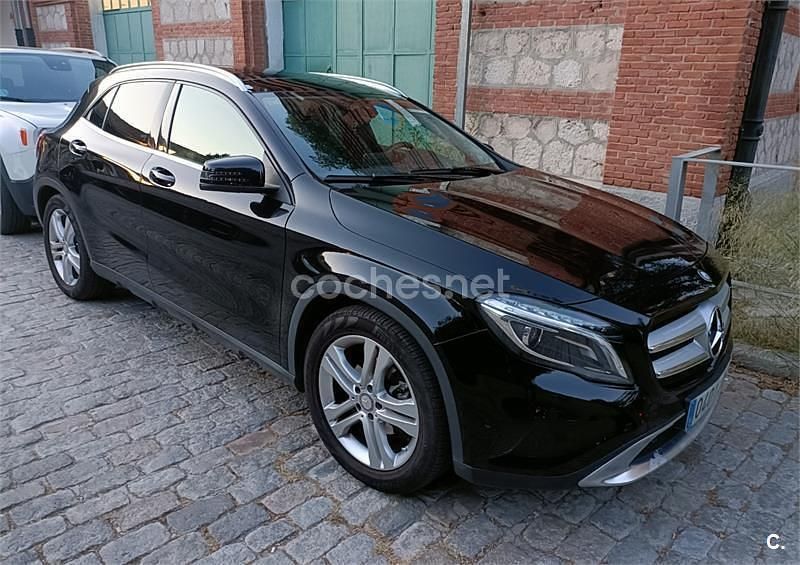 Negro Usado 2016 Mercedes GLA200 Urban SUV | 15.500 € (Precio justo) - Imagen 1/4