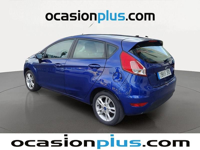 Usado Ford Fiesta Trend 82 CV (60 kW) 2016 Azul Utilitario