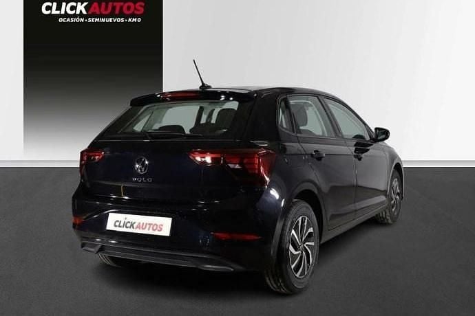 Usado VW Polo Life 95 CV (69 kW) 2023 Rojo Utilitario