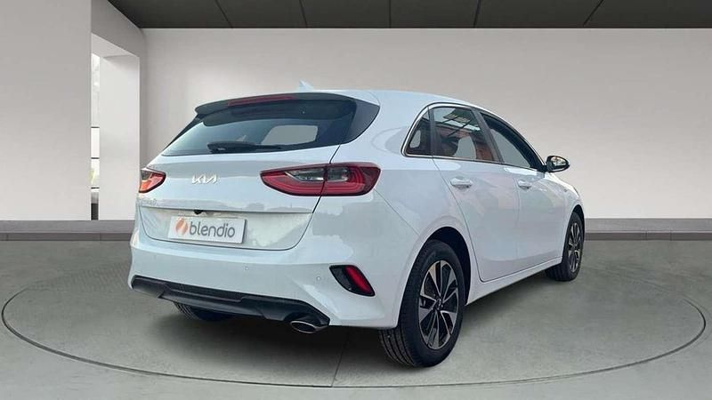 Nuevo Kia Ceed 101 CV (74 kW) 2025 Blanco Utilitario