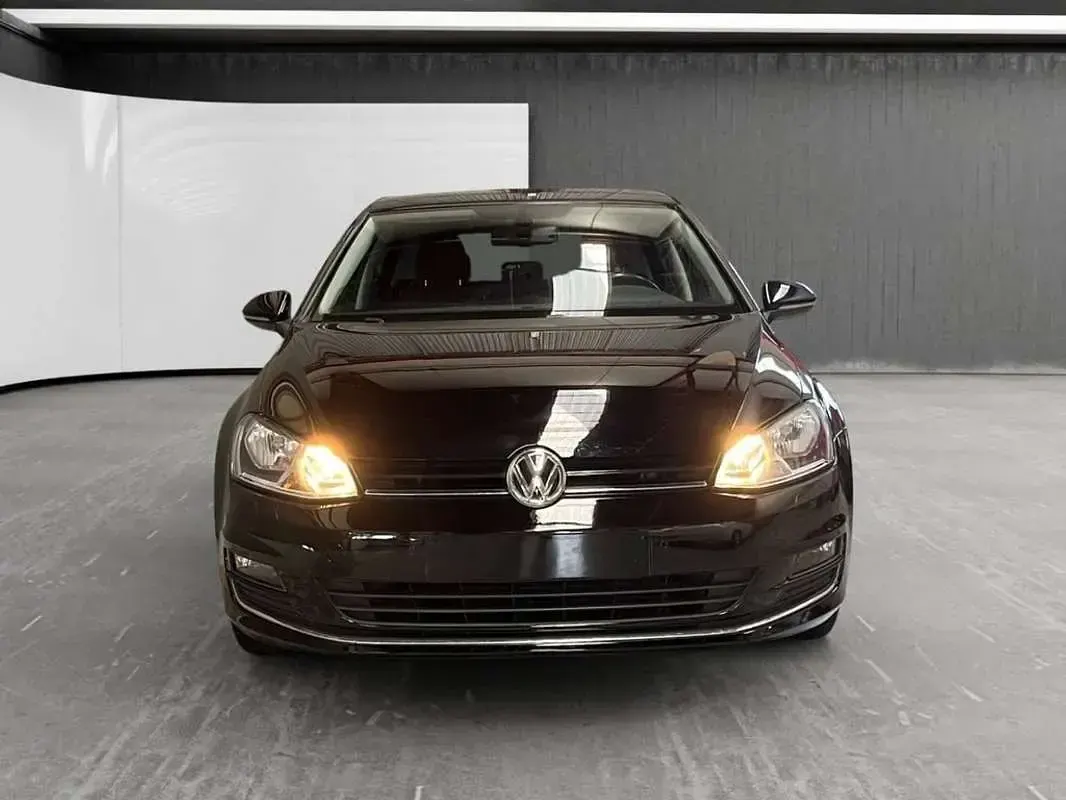 Usado VW Golf VII Edition 110 CV (80 kW) 2016 Negro Utilitario