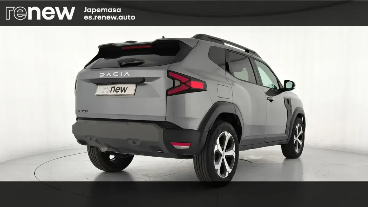 Usado Dacia Duster Journey 130 CV (95 kW) 2025 Griss pizarra Familiar