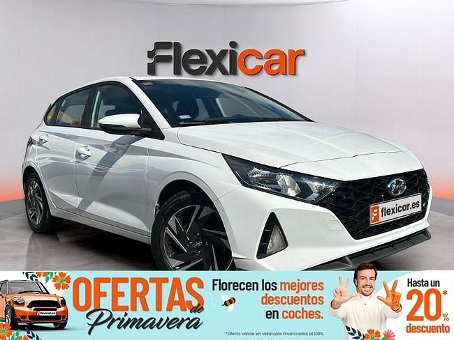 Usado Hyundai i20 100 CV (73 kW) 2021 Blanco Utilitario