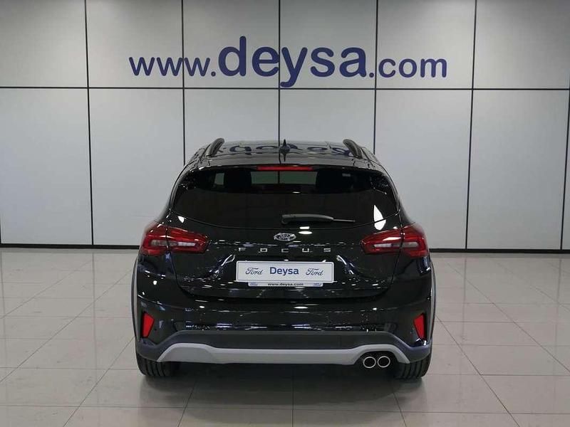 Usado Ford Focus Active X 125 CV (91 kW) 2025 Negro Utilitario