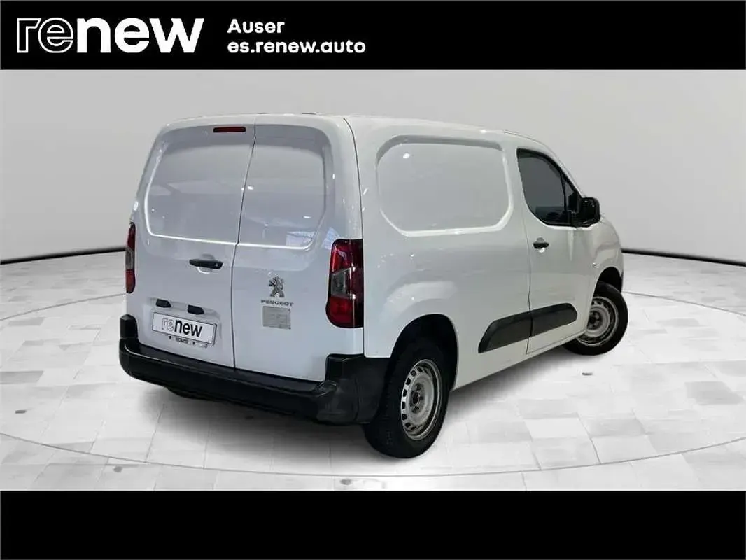 Usado Peugeot Partner Premium 102 CV (75 kW) 2021 Blanco Monovolumen