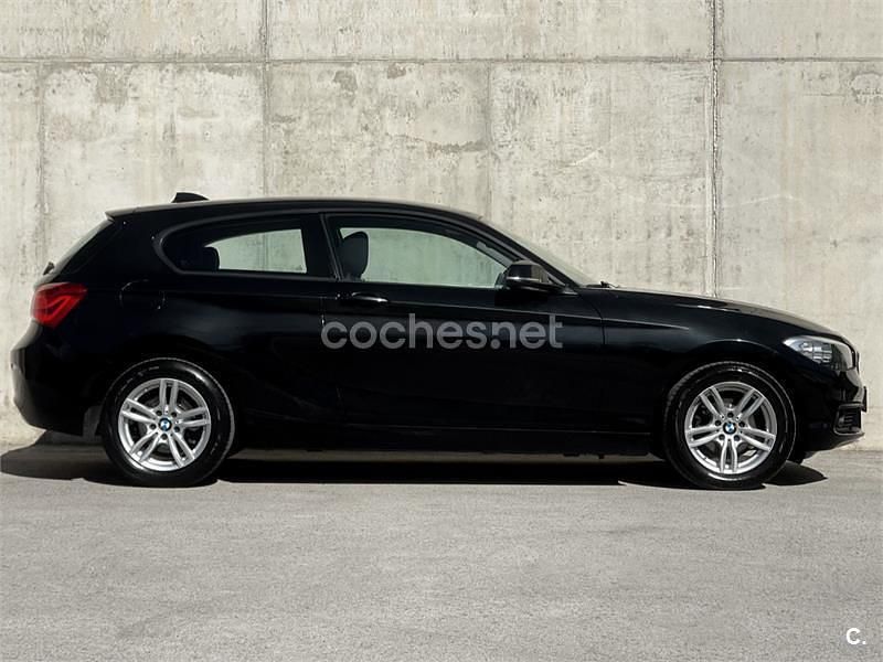 Usado BMW 118 150 CV (110 kW) 2017 Negro Utilitario