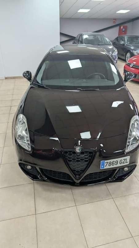 Usado Alfa Romeo Giulietta Distinctive 105 CV (77 kW) 2012 Negro Utilitario