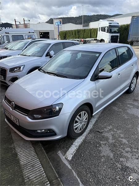 Usado VW Polo Edition 75 CV (55 kW) 2017 Gris / plata Berlina