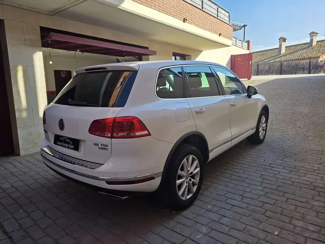 Usado VW Touareg 204 CV (150 kW) 2015 Blanco SUV