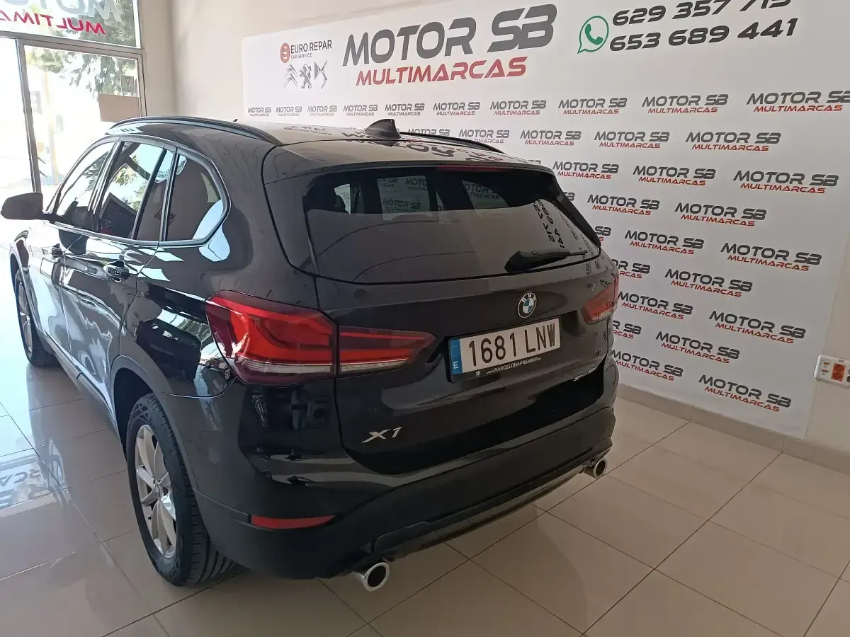 Usado BMW X1 150 CV (110 kW) 2021 Negro SUV