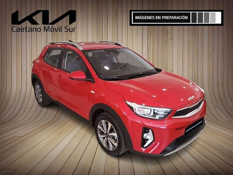 Nuevo Kia Stonic 101 CV (74 kW) 2025 Rojo SUV