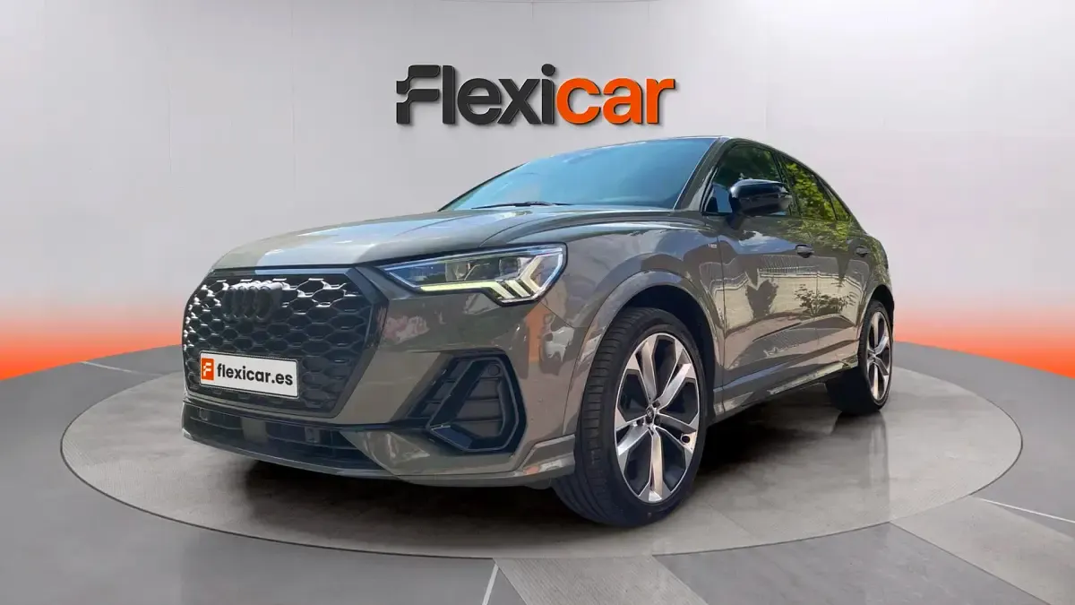 Usado Audi Q3 Sportback Premium 150 CV (110 kW) 2024 Gris SUV