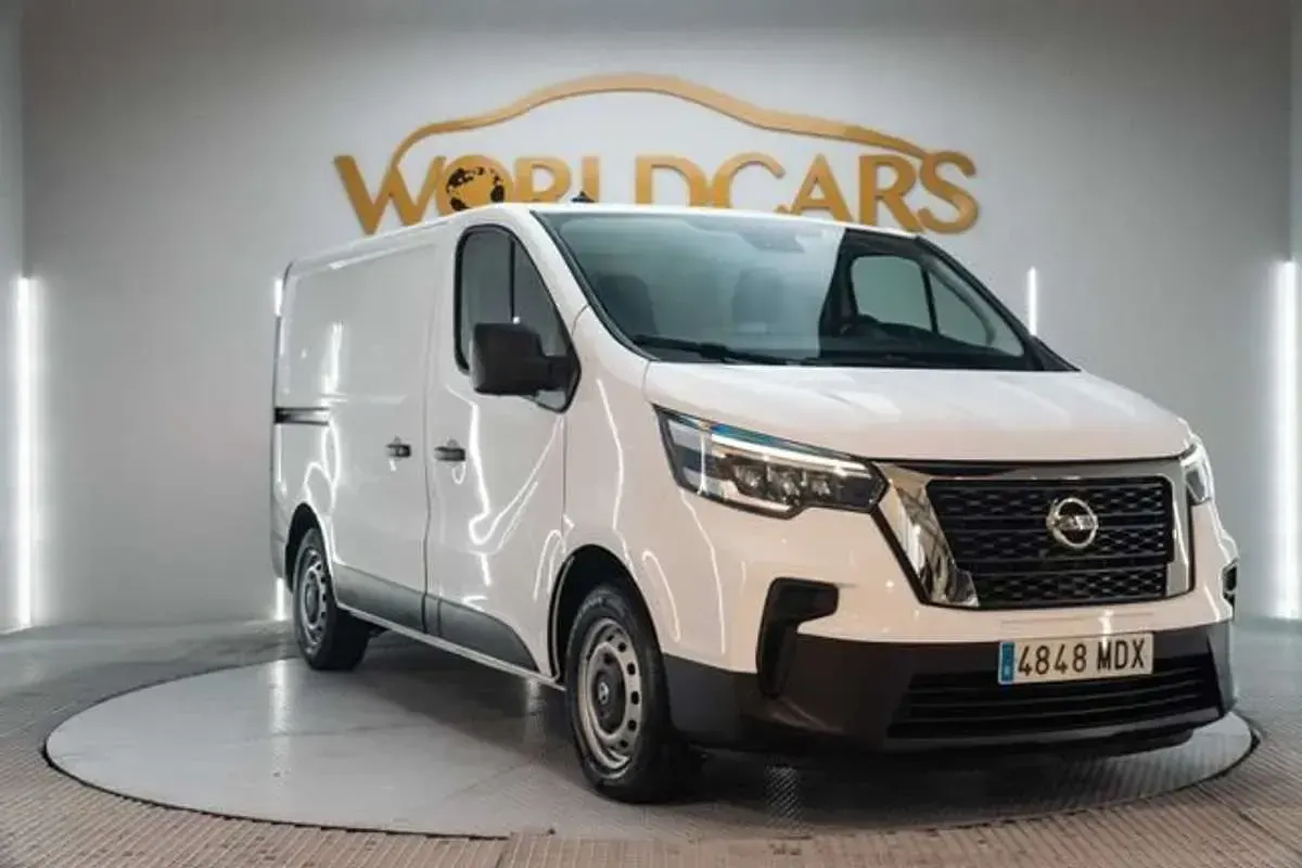 Usado Nissan Primastar 131 CV (96 kW) 2023 Blanco Monovolumen
