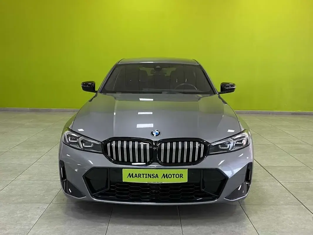 Usado BMW 318 M Sport 150 CV (110 kW) 2025 Gris Berlina