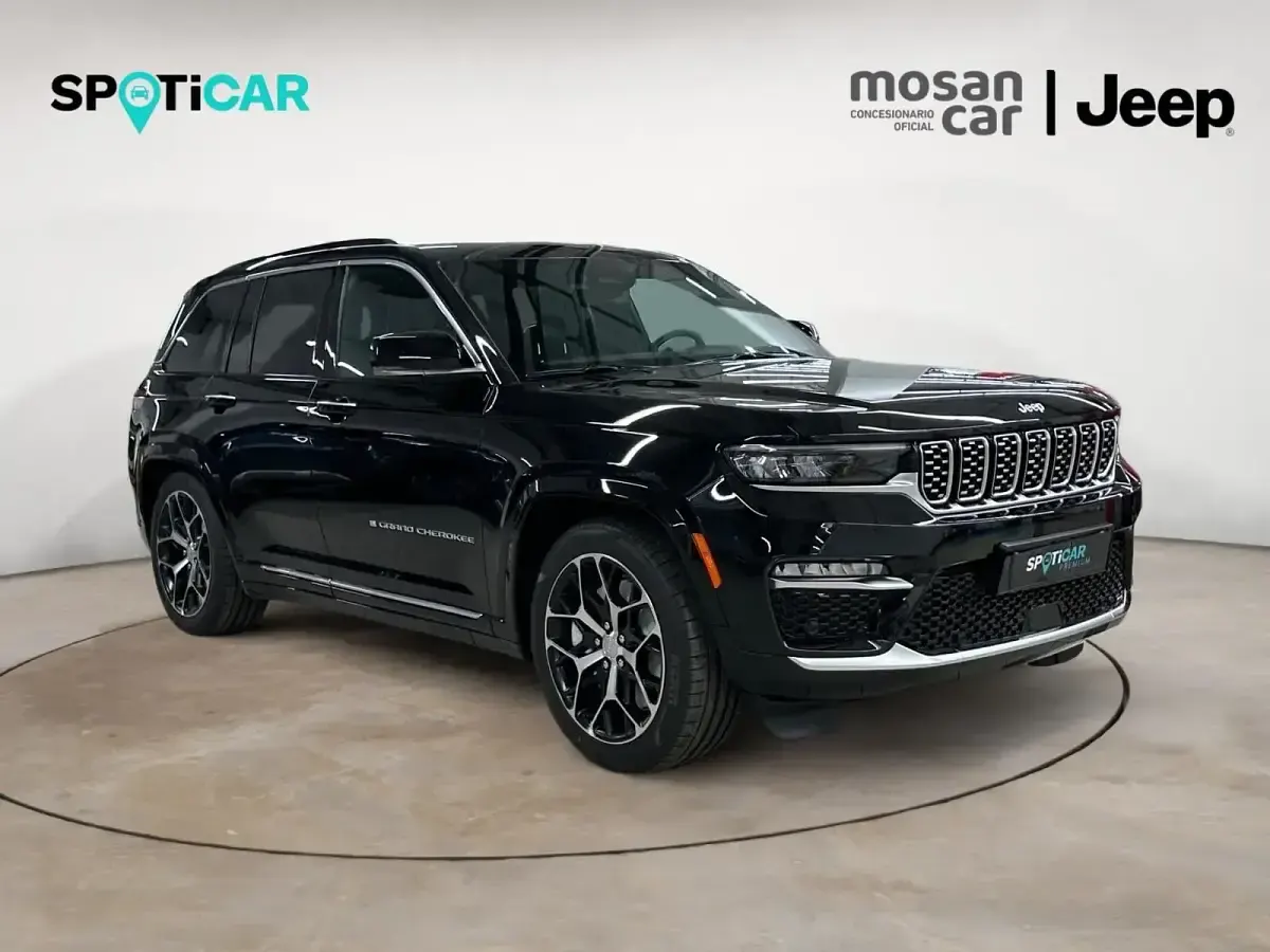 Usado Jeep Grand Cherokee Summit 381 CV (280 kW) 2024 Negro SUV