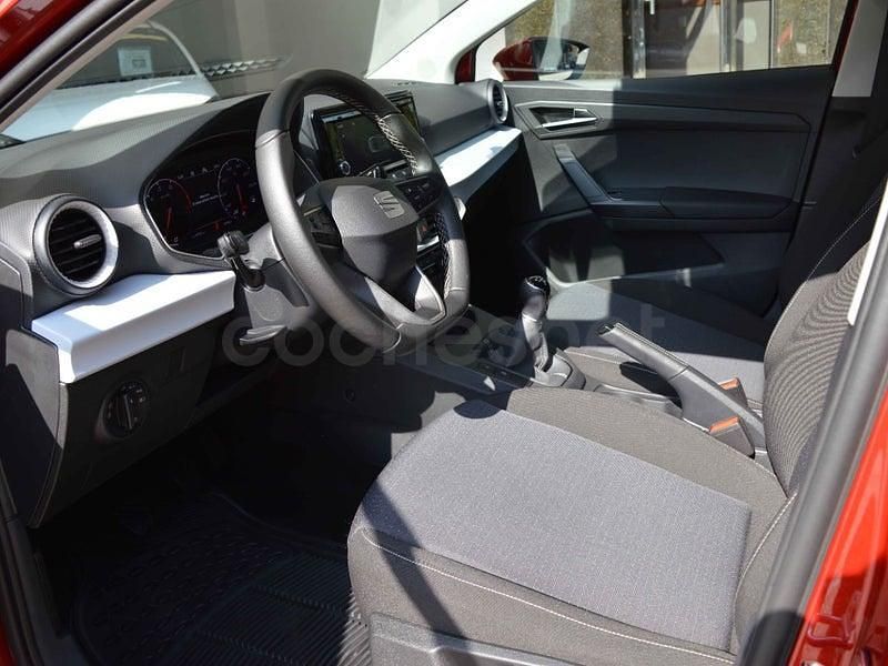 Usado Seat Ibiza Style 110 CV (80 kW) 2023 Rojo Utilitario