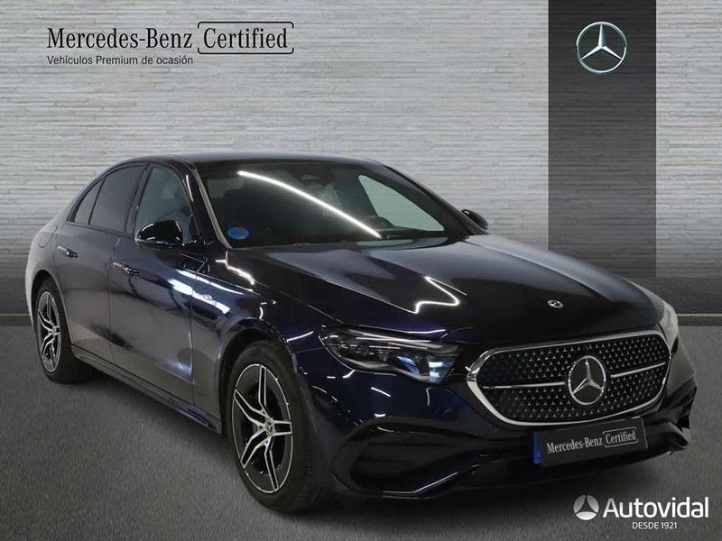 Usado Mercedes E300 313 CV (230 kW) 2025 Azul Berlina