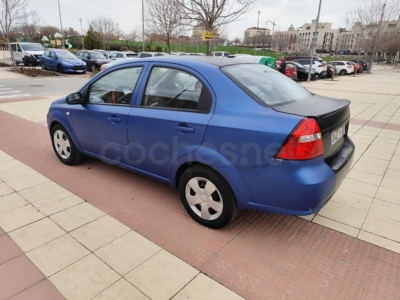Usado Chevrolet Aveo LT 94 CV (69 kW) 2007 Azul Berlina