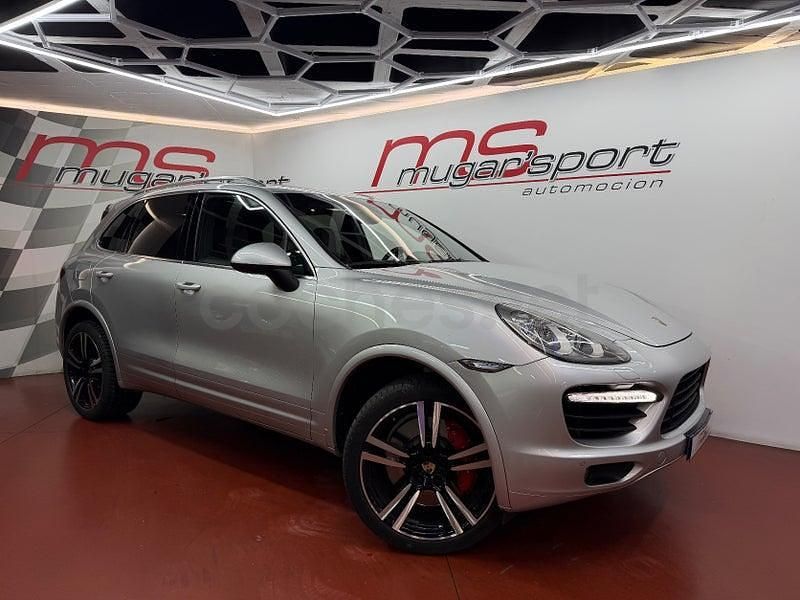 Usado Porsche Cayenne Turbo 500 CV (367 kW) 2013 Gris / plata SUV